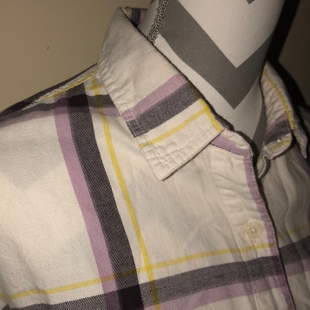 Old Navy Plaid Boyfriend Button-down Shirt - Size Medium - Picture 5 of 8